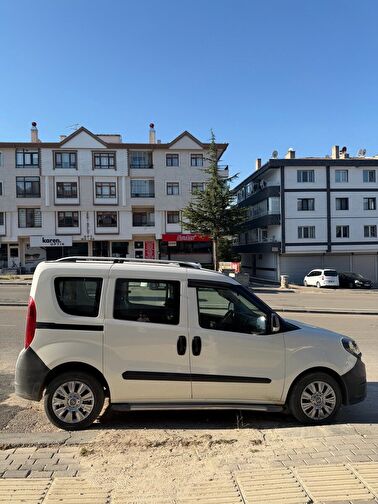 FIAT DOBLO COMBI