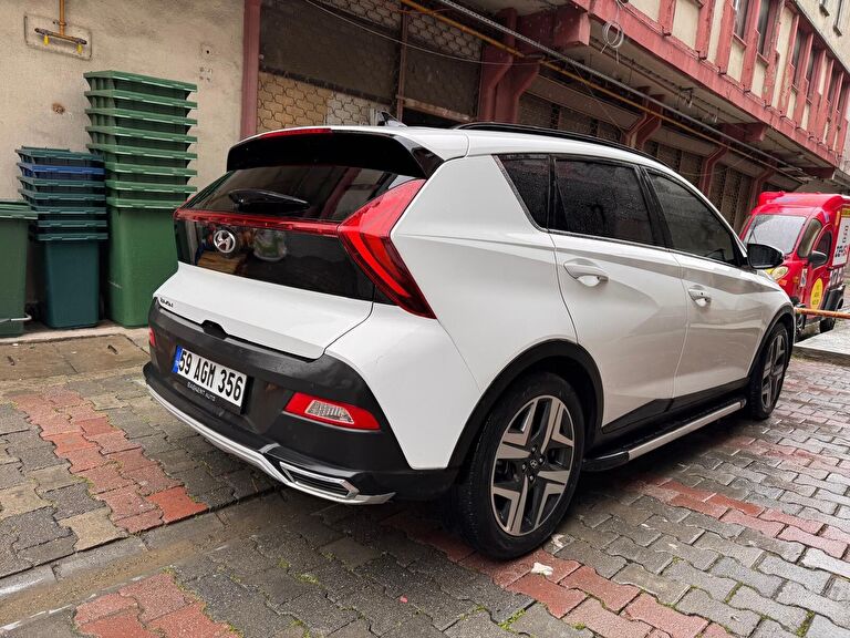 HYUNDAI BAYON