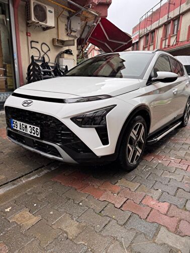 HYUNDAI BAYON