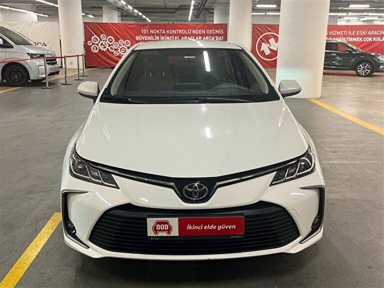 TOYOTA COROLLA