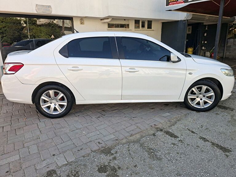 PEUGEOT 301