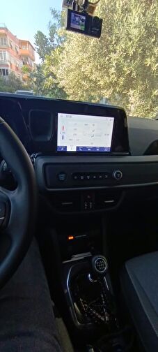 FORD TOURNEO COURIER