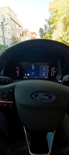 FORD TOURNEO COURIER