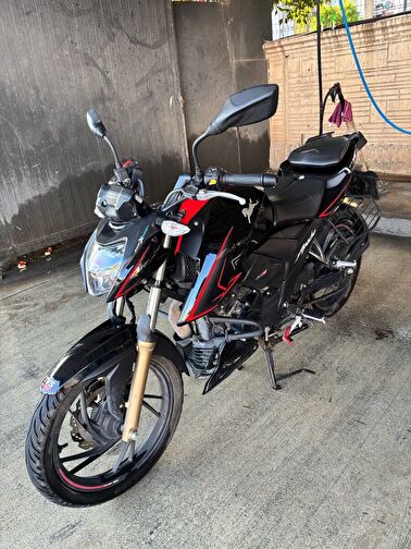 TVS Apache RTR 200