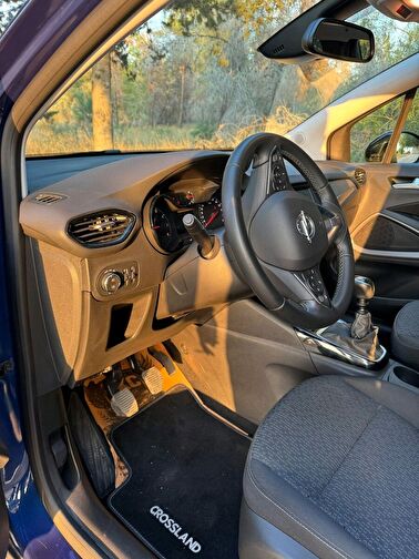 OPEL CROSSLAND