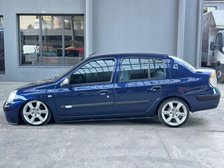 RENAULT CLIO SYMBOL