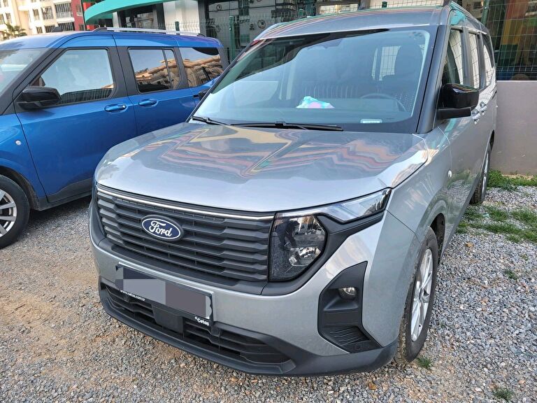 FORD TOURNEO COURIER