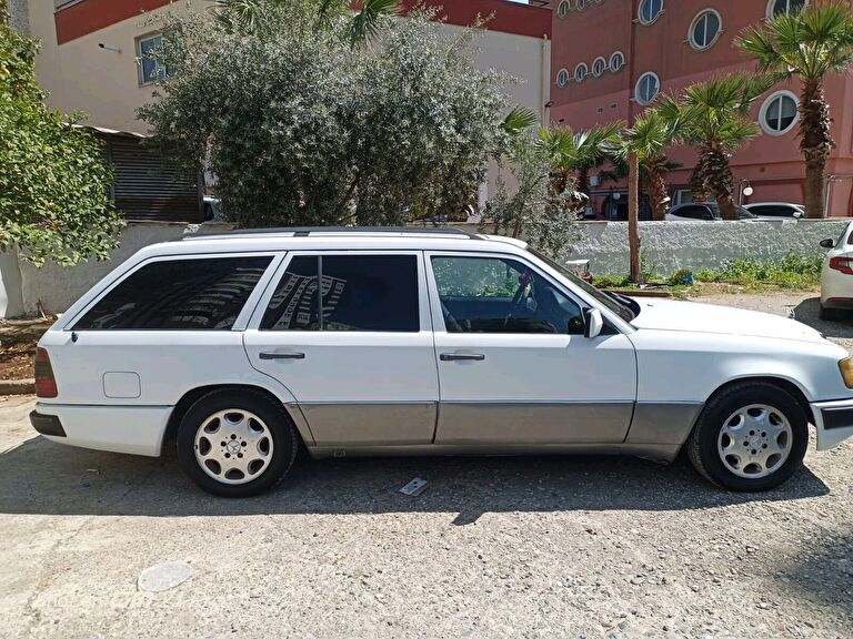 MERCEDES-BENZ 250