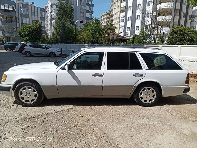 MERCEDES-BENZ 250