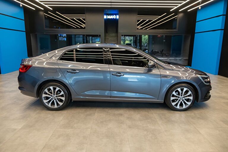 RENAULT MEGANE