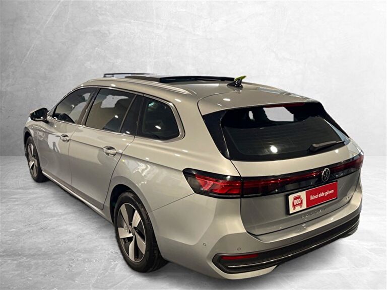 VOLKSWAGEN PASSAT VARIANT
