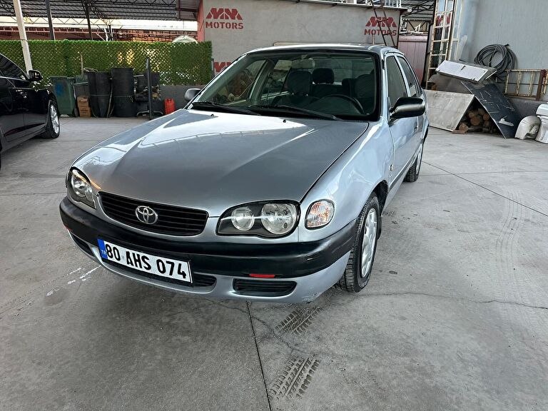 TOYOTA COROLLA