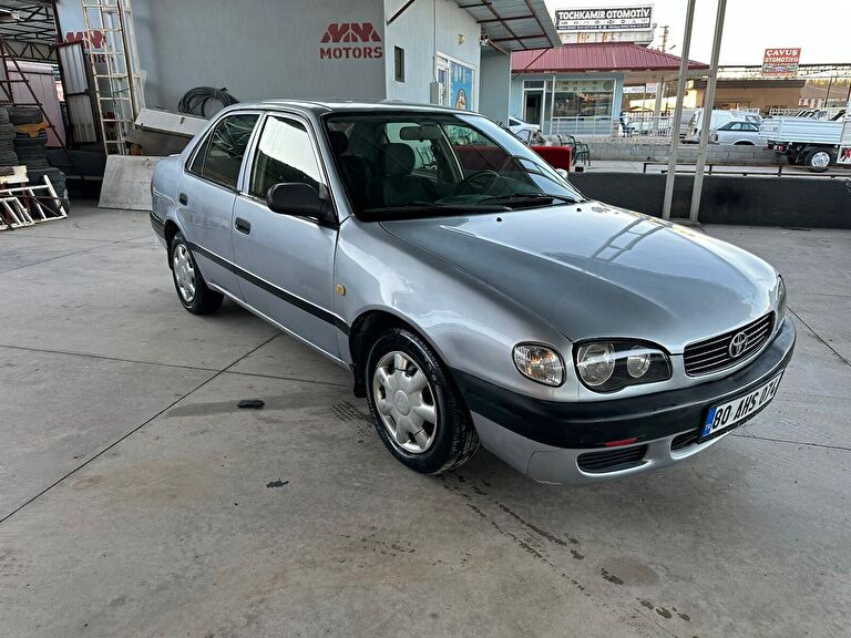 TOYOTA COROLLA