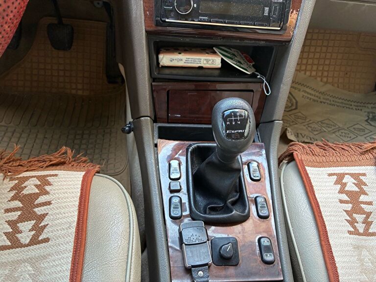 MERCEDES C-SERISI