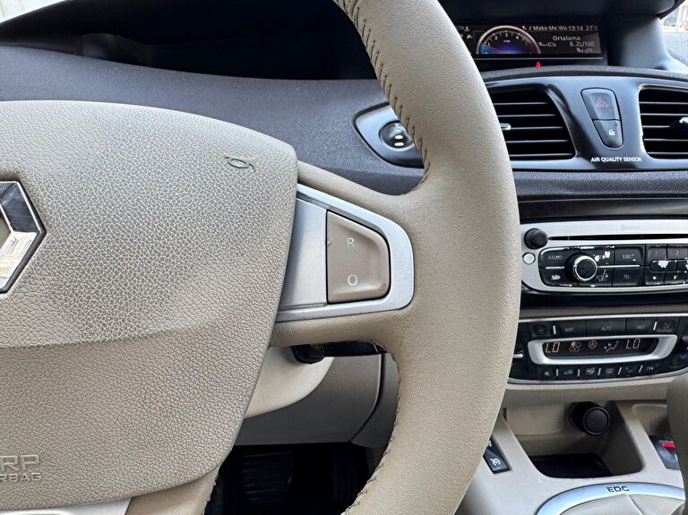 RENAULT GRAND SCENIC