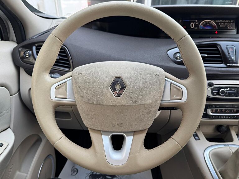 RENAULT GRAND SCENIC