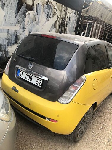 LANCIA YPSILON