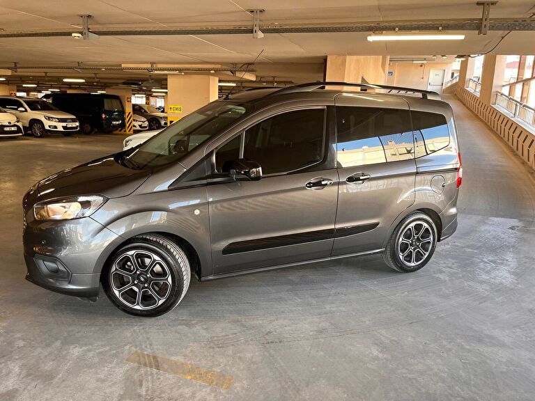 FORD TOURNEO COURIER
