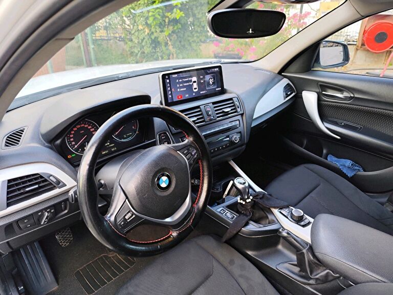 BMW 1 SERISI