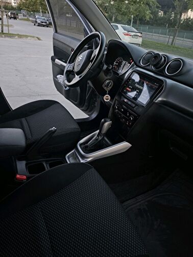 SUZUKI VITARA