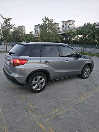 SUZUKI VITARA