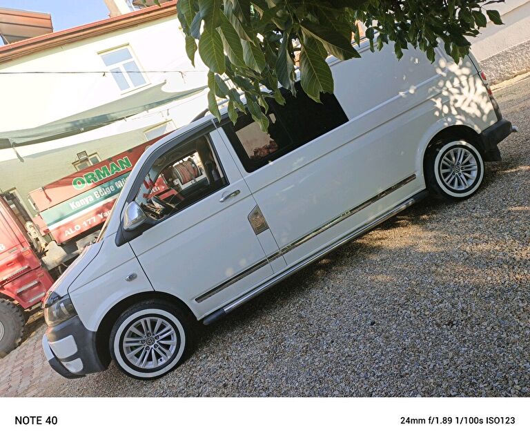 VOLKSWAGEN TRANSPORTER