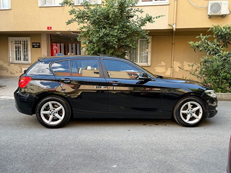 BMW 1 SERISI