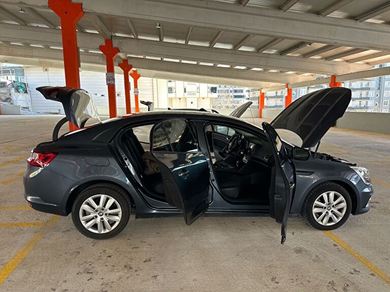 RENAULT MEGANE