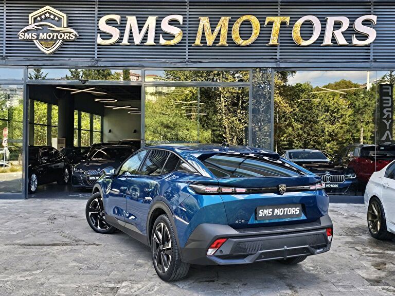 PEUGEOT 408
