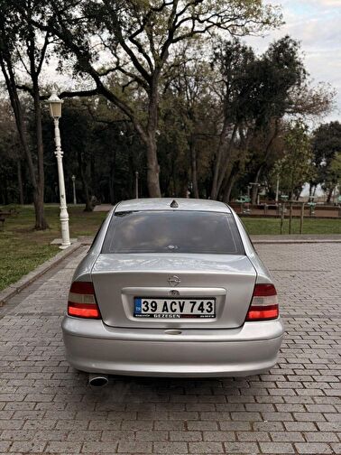OPEL VECTRA