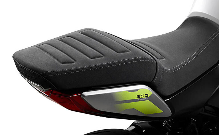 CFmoto 250CL-X