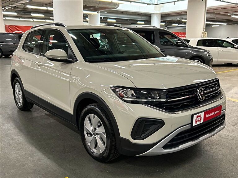VOLKSWAGEN T-CROSS
