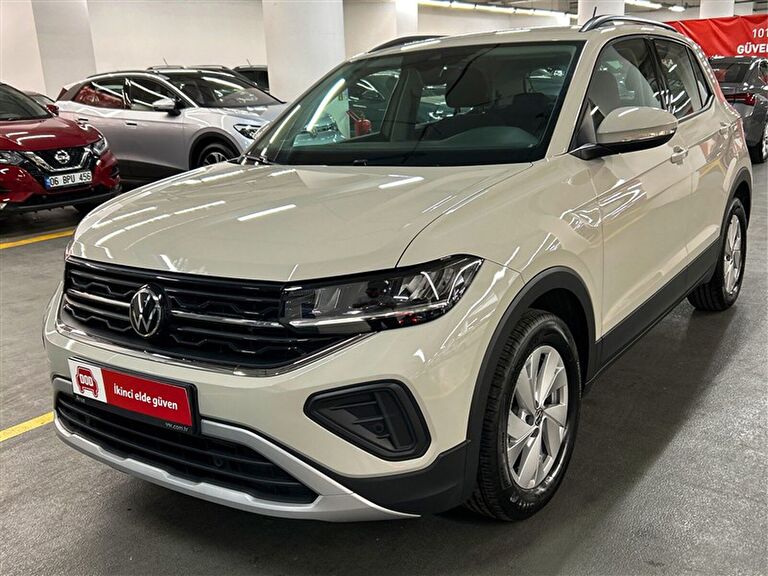 VOLKSWAGEN T-CROSS