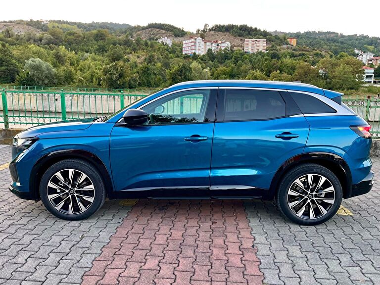 RENAULT AUSTRAL