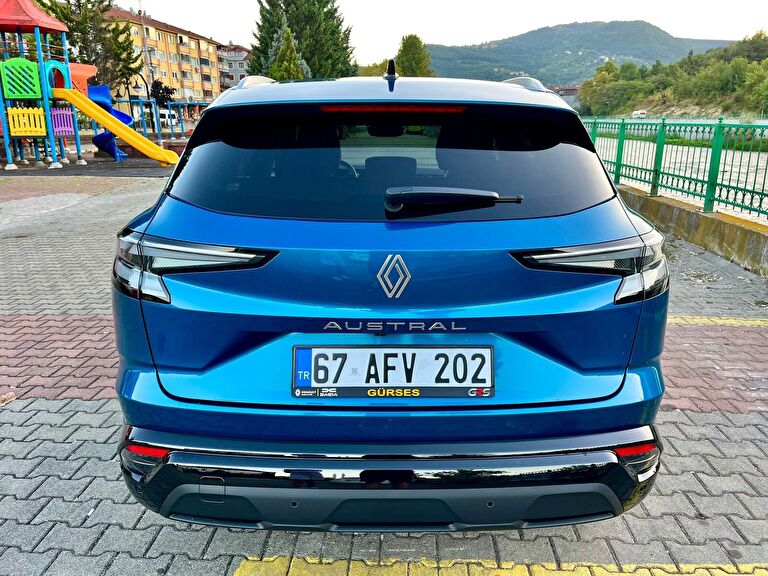 RENAULT AUSTRAL