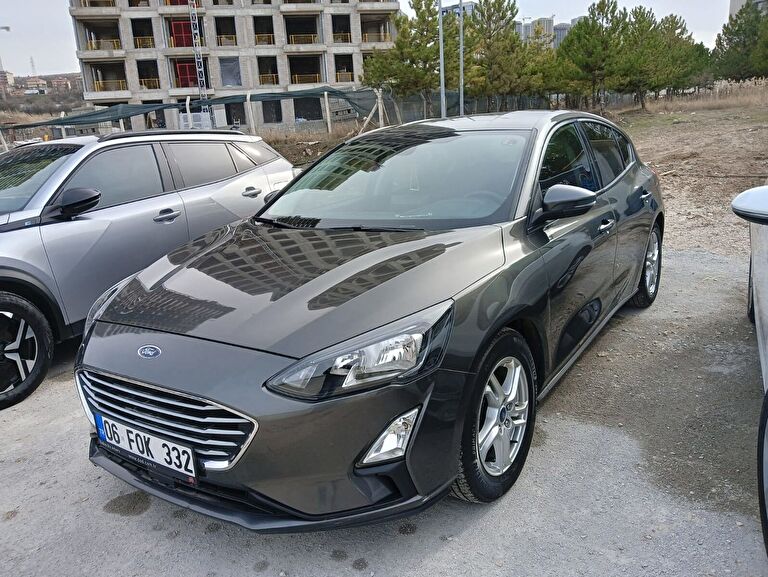 FORD FOCUS