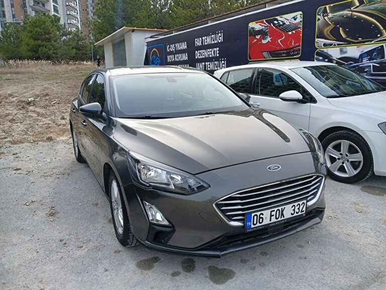 FORD FOCUS
