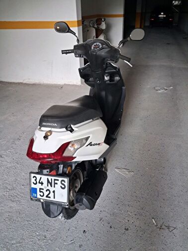 Honda Activa S