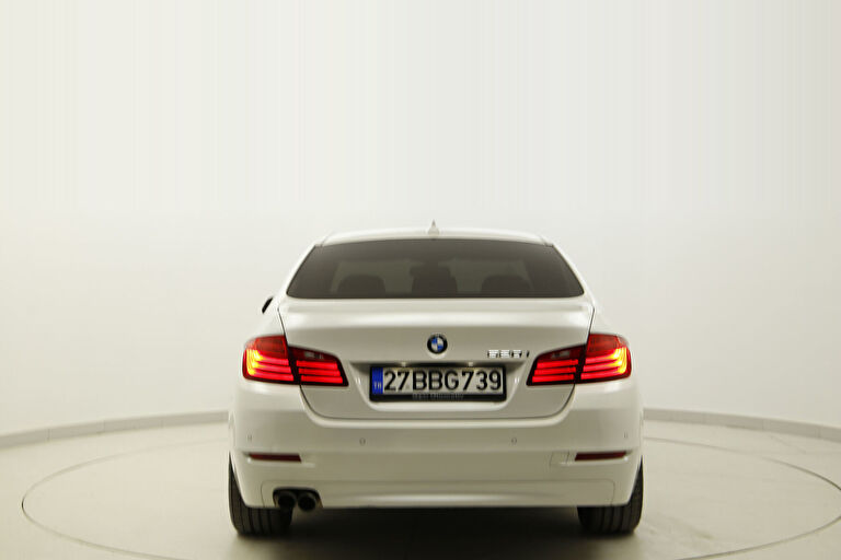 BMW 5 SERISI