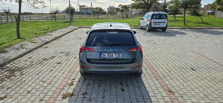 SKODA SCALA
