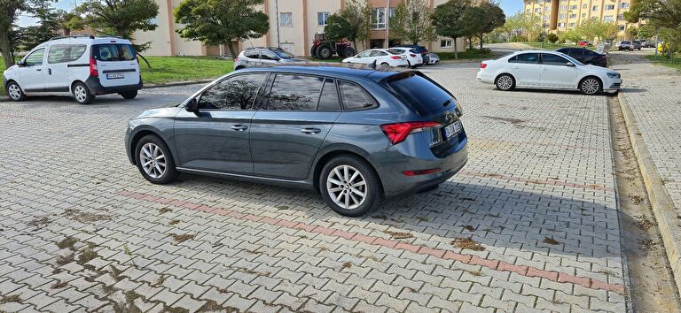 SKODA SCALA