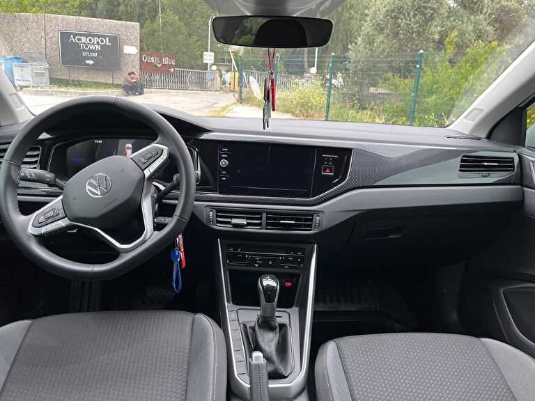 VOLKSWAGEN TAIGO