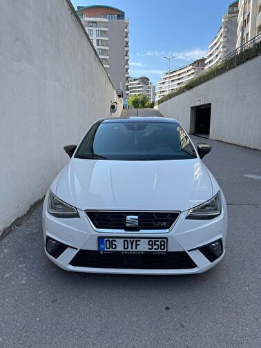 SEAT IBIZA