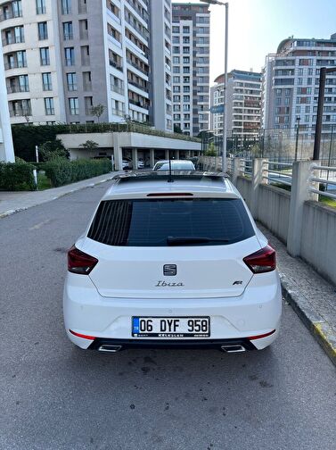 SEAT IBIZA