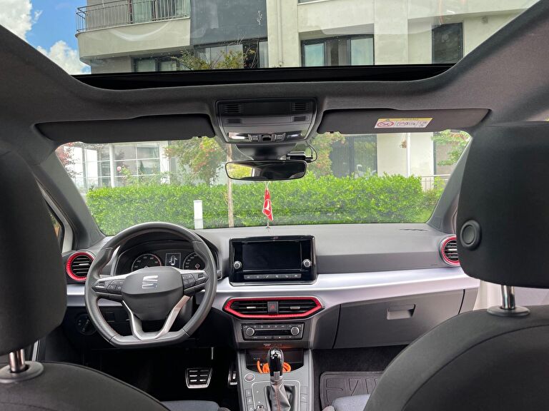 SEAT IBIZA