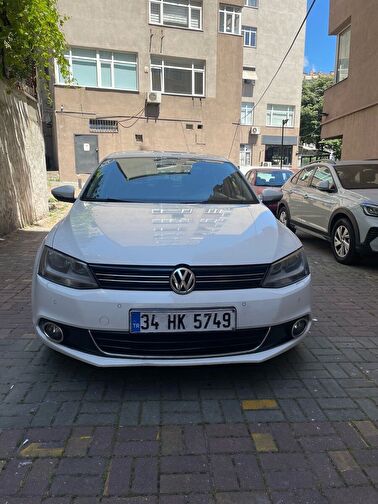 VOLKSWAGEN JETTA