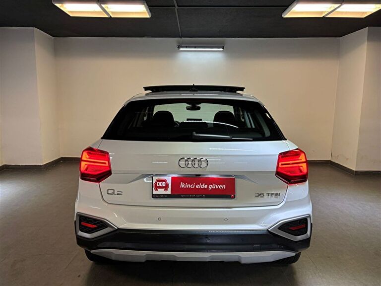 AUDI Q2