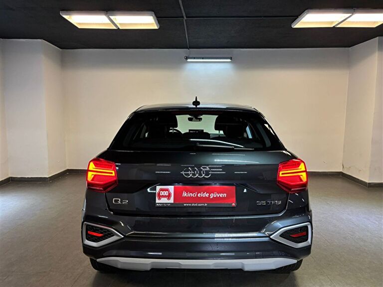 AUDI Q2