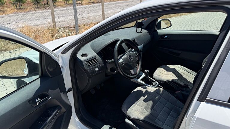 OPEL ASTRA CLASSIC III