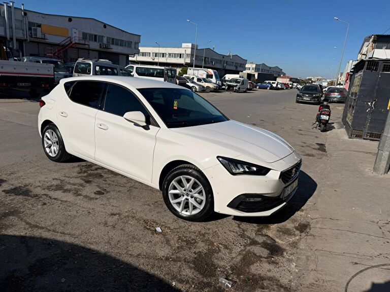 SEAT LEON